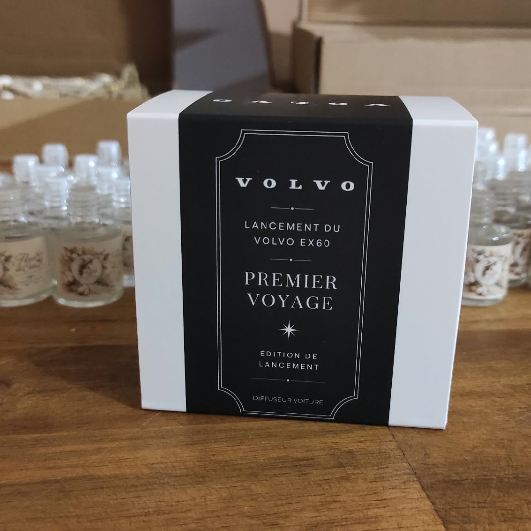 Projet professionnel Cocooning Candle pour Elypse Autos - diffuseur voiture personnalisé Volvo EX60